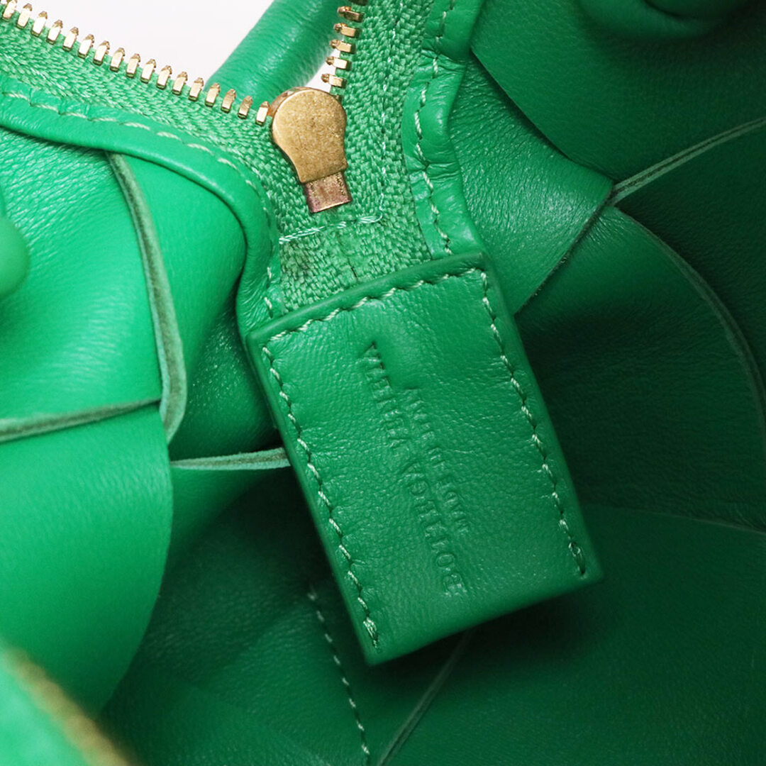 BOTTEGA VENETA - ボッテガヴェネタ ミニ カセット カメラバッグ BOTTEGA VENETA - ボッテガヴェネタ ミニ カセット カメラバッグ