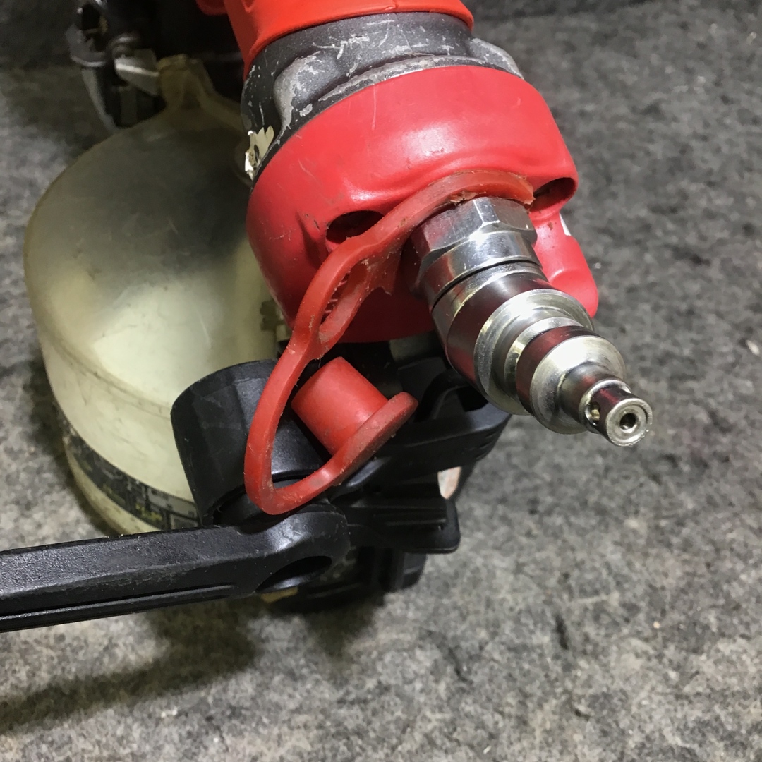 中古品】マックス(MAX) 高圧エア釘打ち機 HN-50N2(D) ※メーカに 中古品】マックス(MAX) 高圧エア釘打ち機 HN-50N2(D) ※メーカに