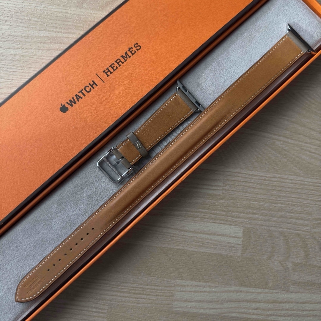 2063 Apple Watch エルメス エトゥープ ドゥブルトゥール 二重 2063 Apple Watch エルメス エトゥープ ドゥブルトゥール 二重