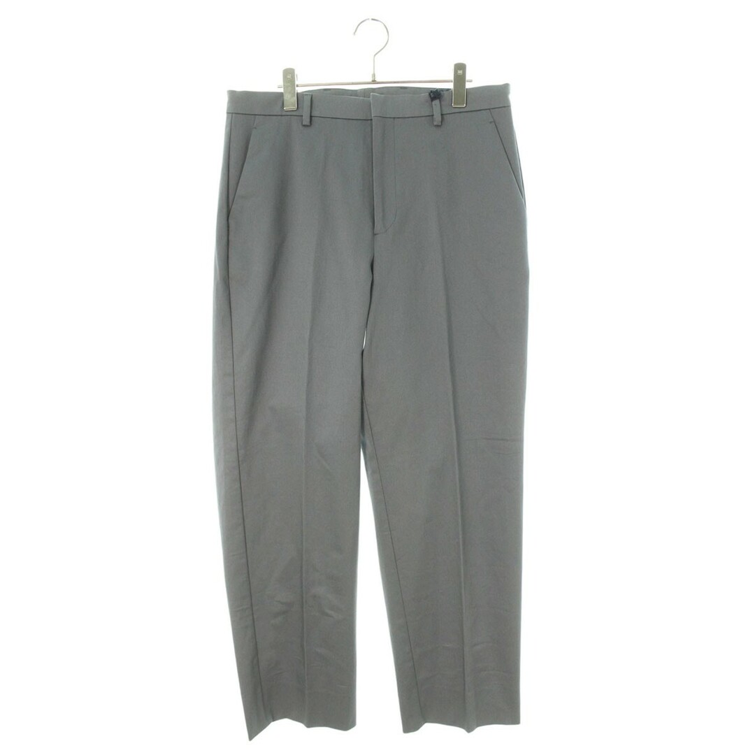 PRADA - プラダ SPH211 S221 108I RE-NYLON三角プレート PRADA - プラダ SPH211 S221 108I RE-NYLON三角プレート