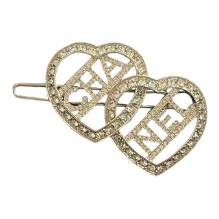 CHANEL(バレッタ/ヘアクリップ ・ シルバー/銀色系)のフリマ CHANEL(バレッタ/ヘアクリップ ・ シルバー/銀色系)のフリマ