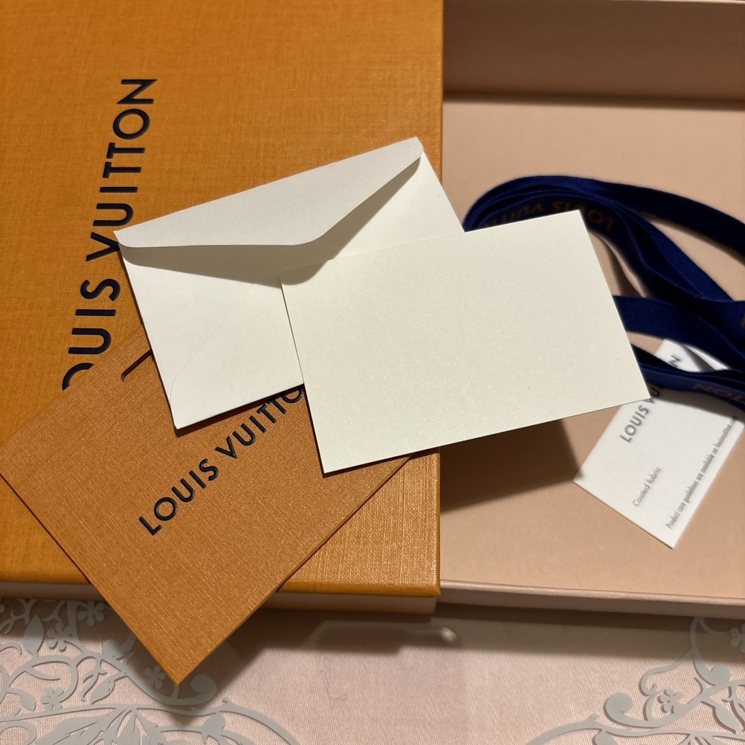 LOUIS VUITTON - ルイヴィトン ショッパーの通販 by Train LOUIS VUITTON - ルイヴィトン ショッパーの通販 by Train