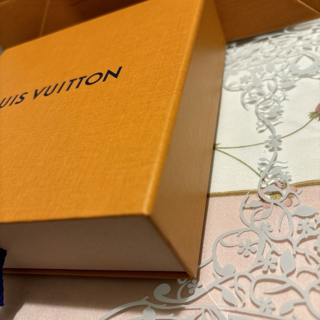 LOUIS VUITTON - ルイヴィトン ショッパーの通販 by Train LOUIS VUITTON - ルイヴィトン ショッパーの通販 by Train