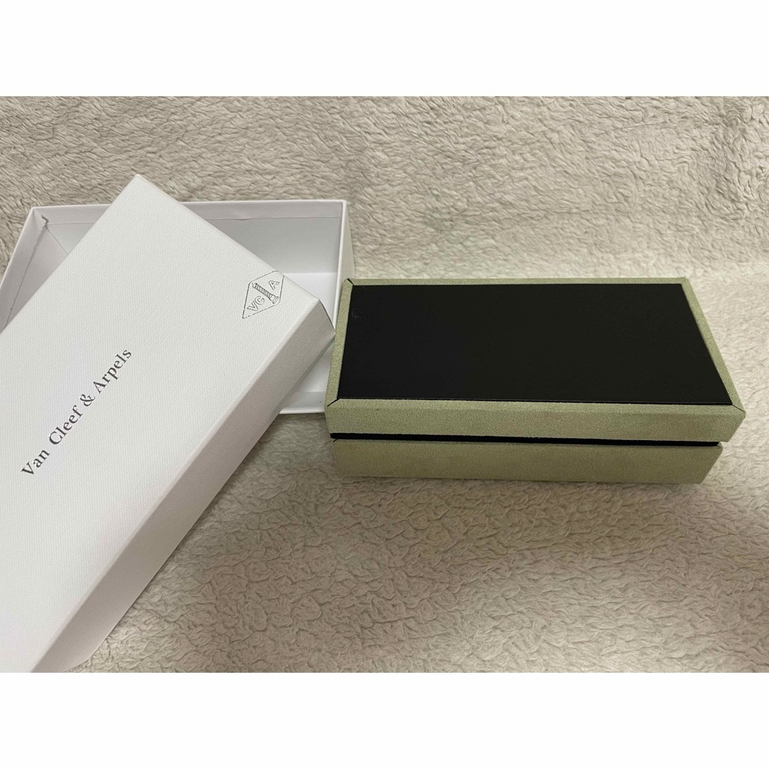 VanCleef&Arpels ヴァンクリーフ ボックス 空箱 ケース リング用 VanCleef&Arpels ヴァンクリーフ ボックス 空箱 ケース リング用
