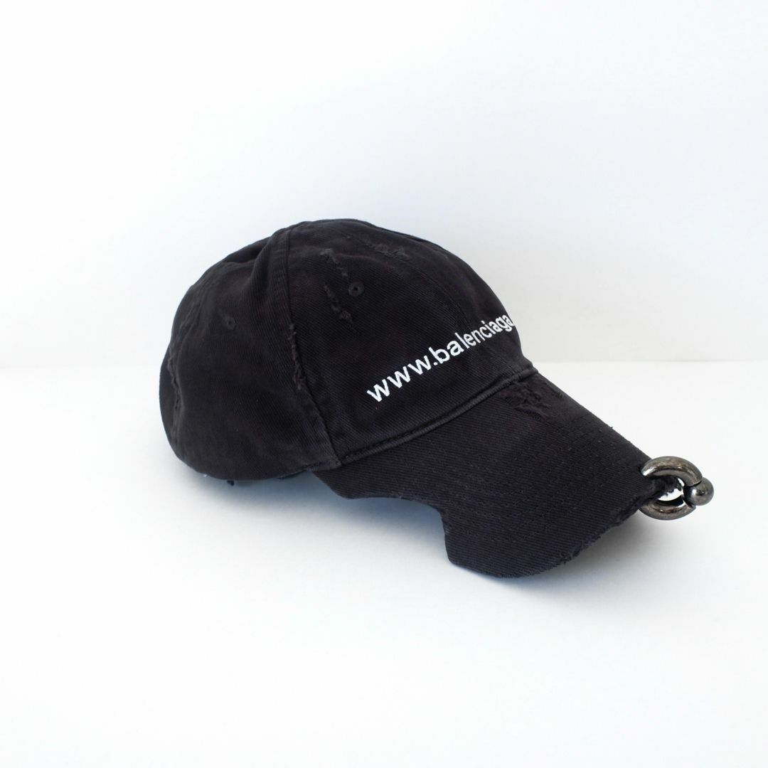 バレンシアガ ピアスキャップBalenciaga piercing cap バレンシアガ ピアスキャップBalenciaga piercing cap