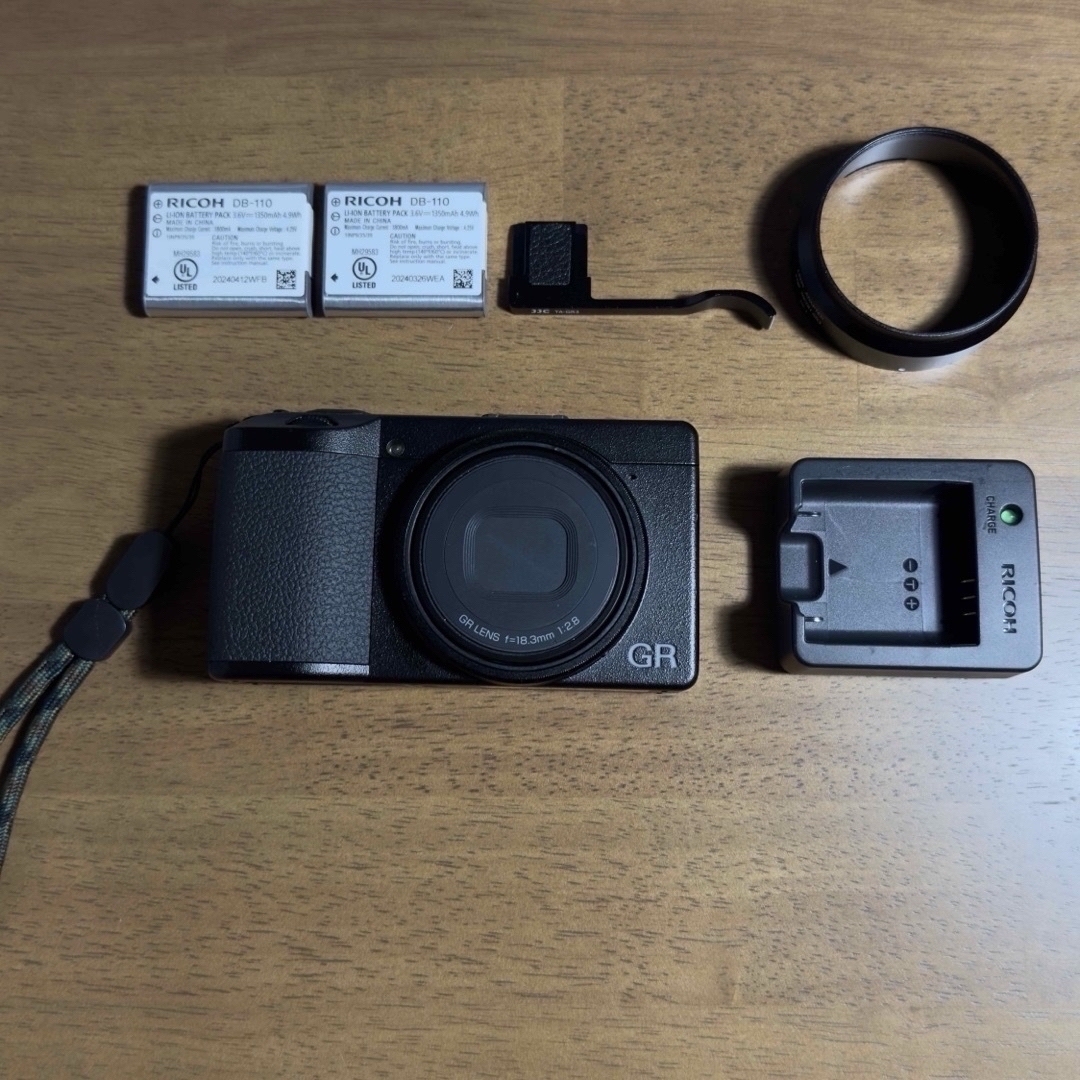 中古美品 保管品 リコー Ricoh GRⅢ デジカメ デジタルカメラ 中古美品 保管品 リコー Ricoh GRⅢ デジカメ デジタルカメラ