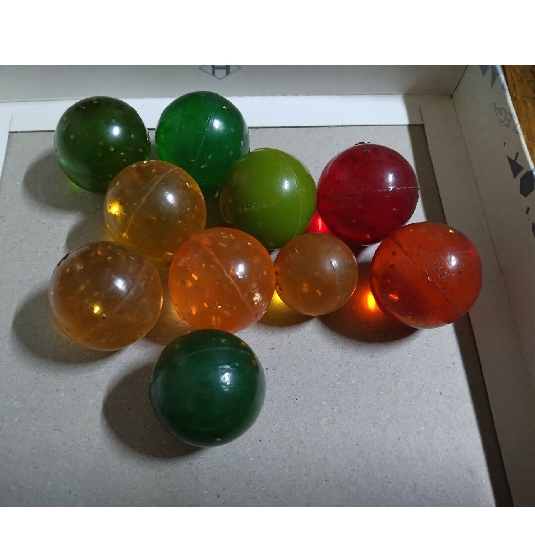 キラキラボール、スーパーボール キッズ/ベビー/マタニティのおもちゃ(ボール)の商品写真