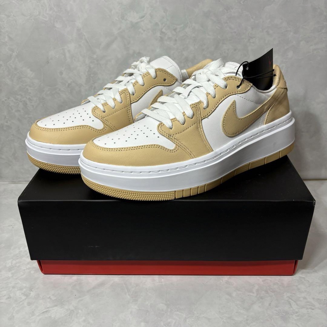 NIKE - 新品 ナイキ ウィメンズ エアジョーダン1 エレベート NIKE - 新品 ナイキ ウィメンズ エアジョーダン1 エレベート
