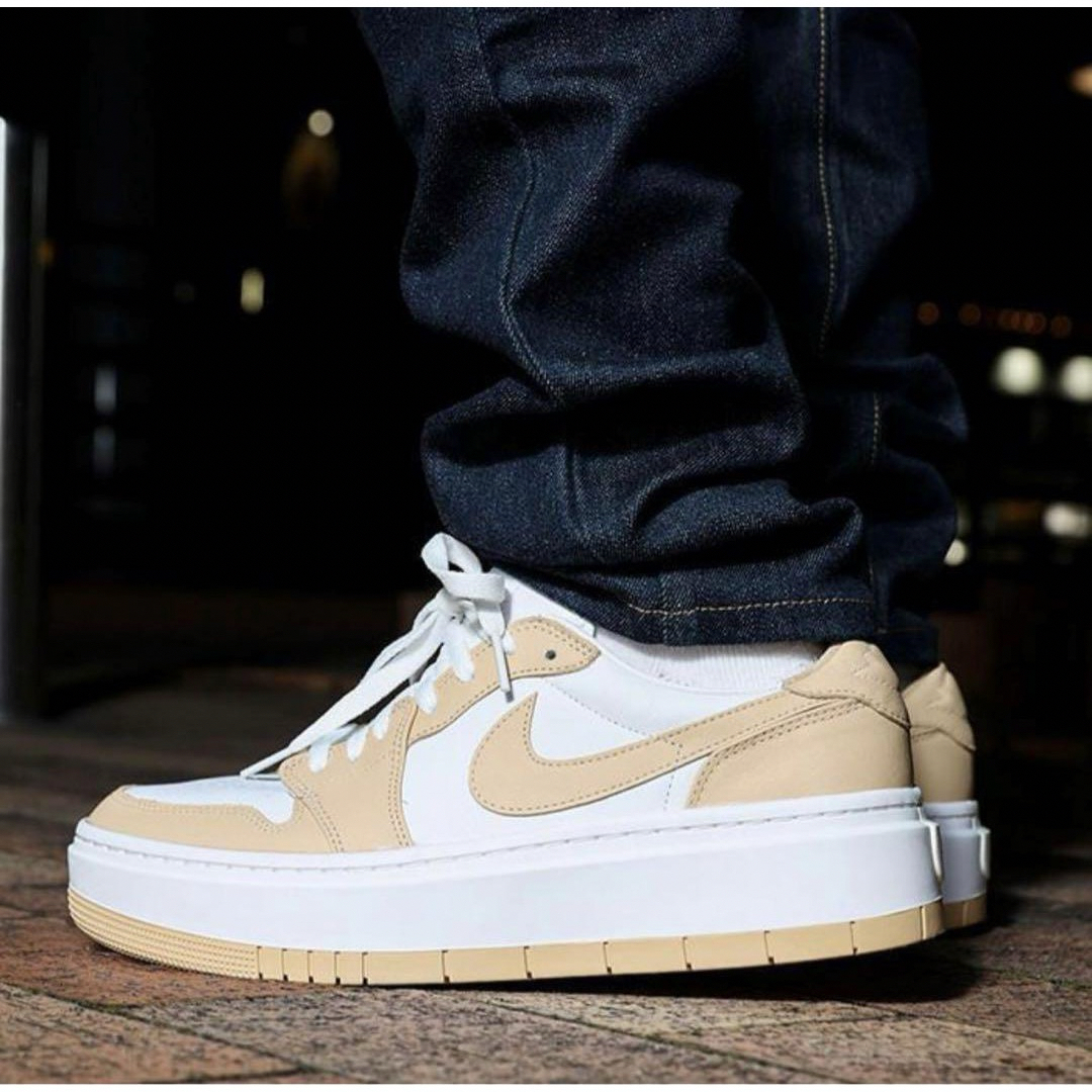 NIKE - 新品 ナイキ ウィメンズ エアジョーダン1 エレベート NIKE - 新品 ナイキ ウィメンズ エアジョーダン1 エレベート