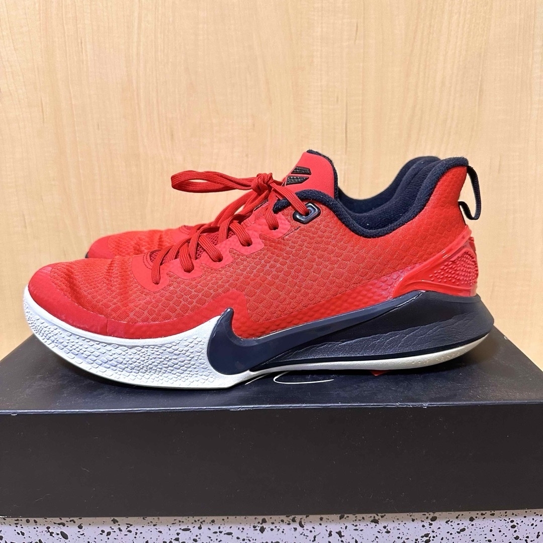 NIKE - KOBE MAMBA FOCUS UNIVERSITY RED NIKE - KOBE MAMBA FOCUS UNIVERSITY RED