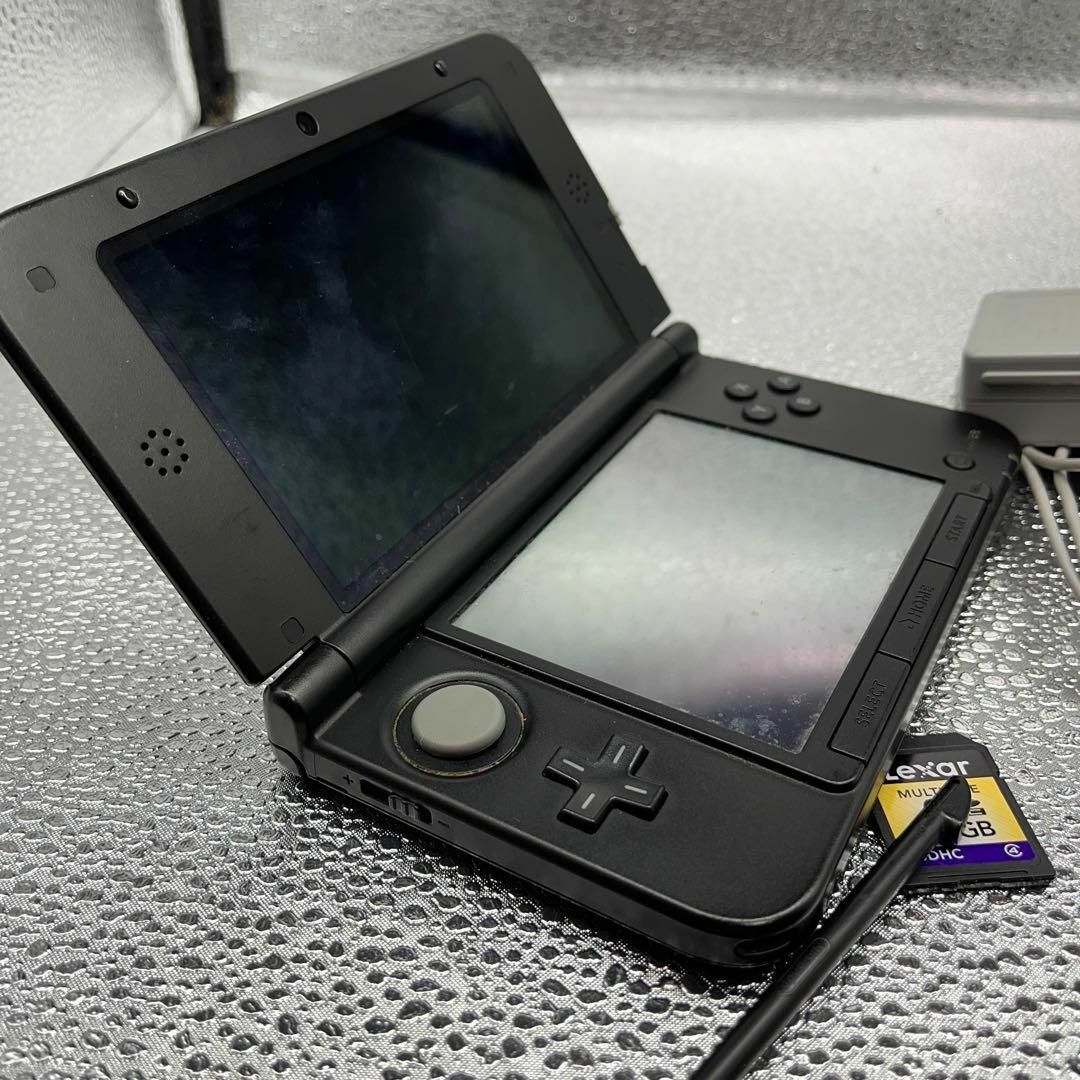 Nintendo 3DS あどけな 本体 ブラック 充電器、タッチペン、SD Nintendo 3DS あどけな 本体 ブラック 充電器、タッチペン、SD
