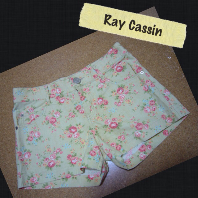 RayCassin(レイカズン)のRay Cassin＊花柄ショーパン レディースのパンツ(ショートパンツ)の商品写真