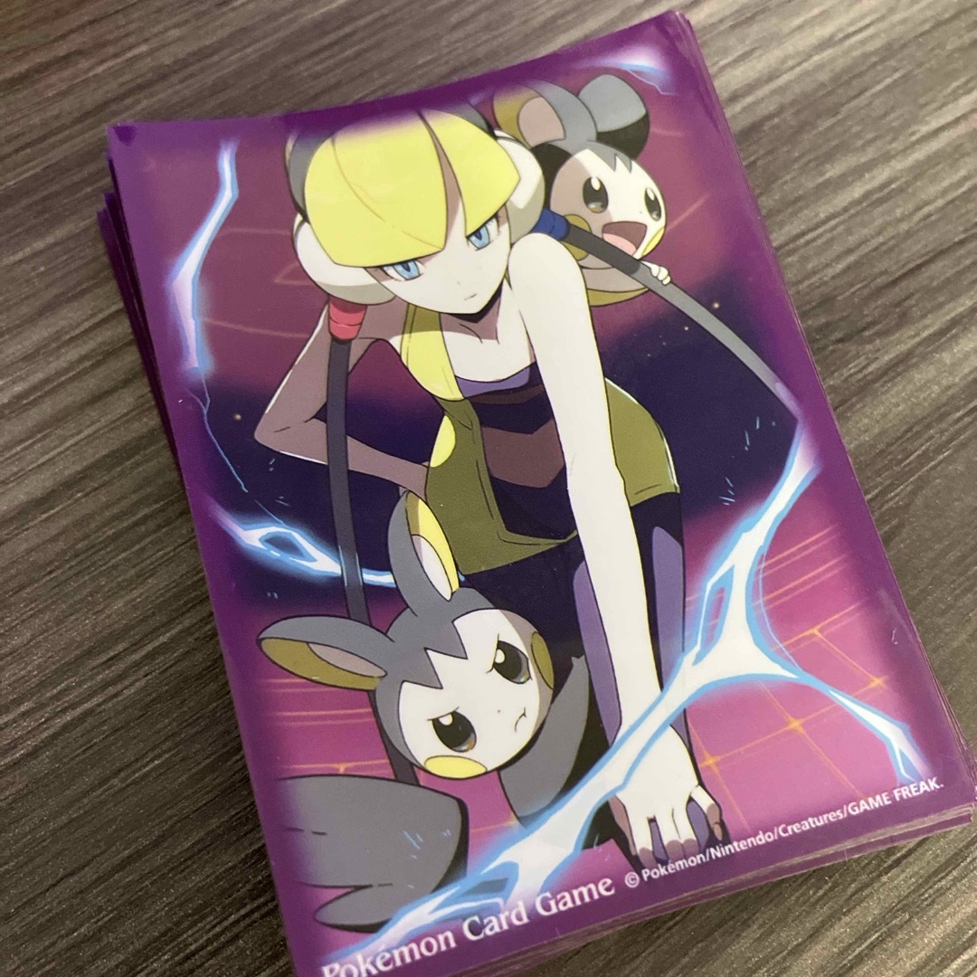 ポケモン - カミツレ ver.1 デッキシールド スリーブ 30枚 ポケモン - カミツレ ver.1 デッキシールド スリーブ 30枚