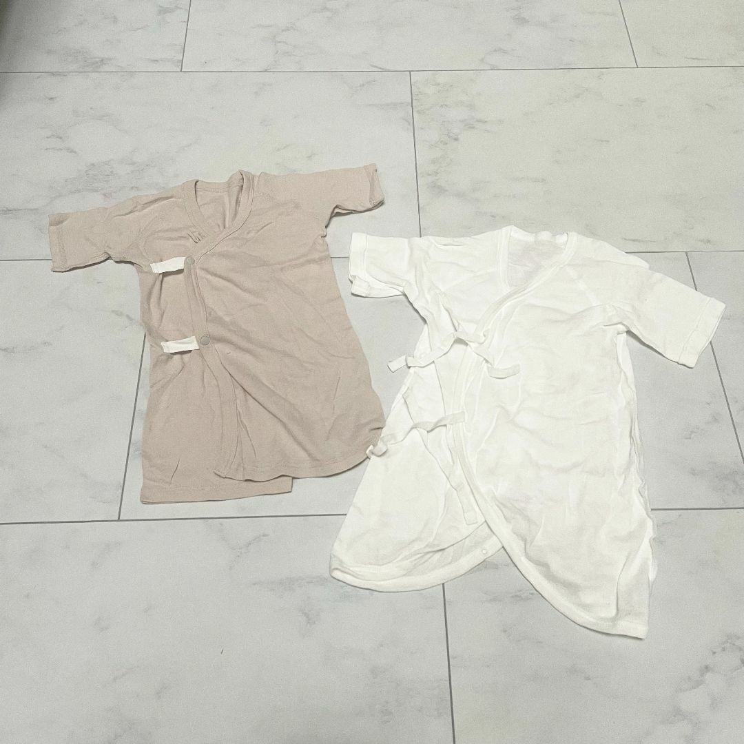 アカチャンホンポ(アカチャンホンポ)の【美品】ベビー肌着 長肌着 短肌着 サイズ60 キッズ/ベビー/マタニティのベビー服(~85cm)(肌着/下着)の商品写真