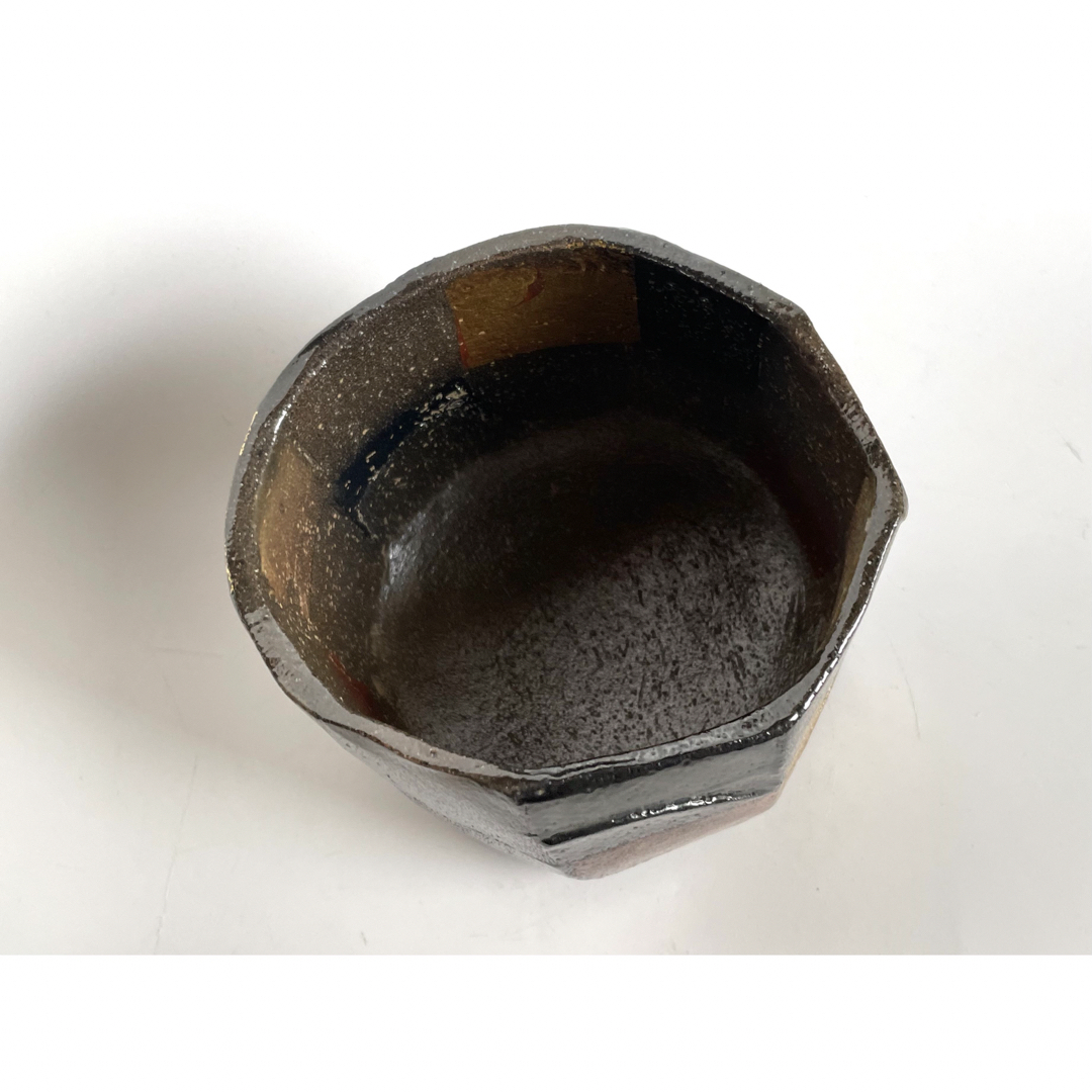 陶芸家 安食ひろ 塩釉 平成婆娑羅 碗 茶碗 抹茶碗 面取 現代 陶芸家 安食ひろ 塩釉 平成婆娑羅 碗 茶碗 抹茶碗 面取 現代