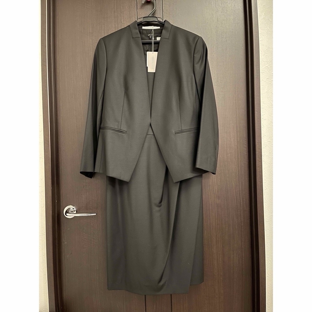 Theory luxe - 新品同様 theory luxe Executive ワンピース Theory luxe - 新品同様 theory luxe Executive ワンピース