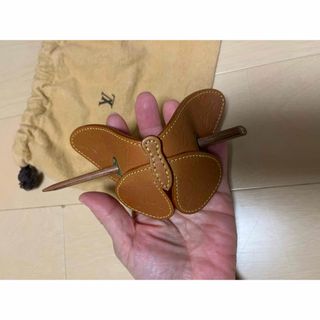LOUIS VUITTON(バレッタ/ヘアクリップ)のフリマアイテム一覧 LOUIS VUITTON(バレッタ/ヘアクリップ)のフリマアイテム一覧