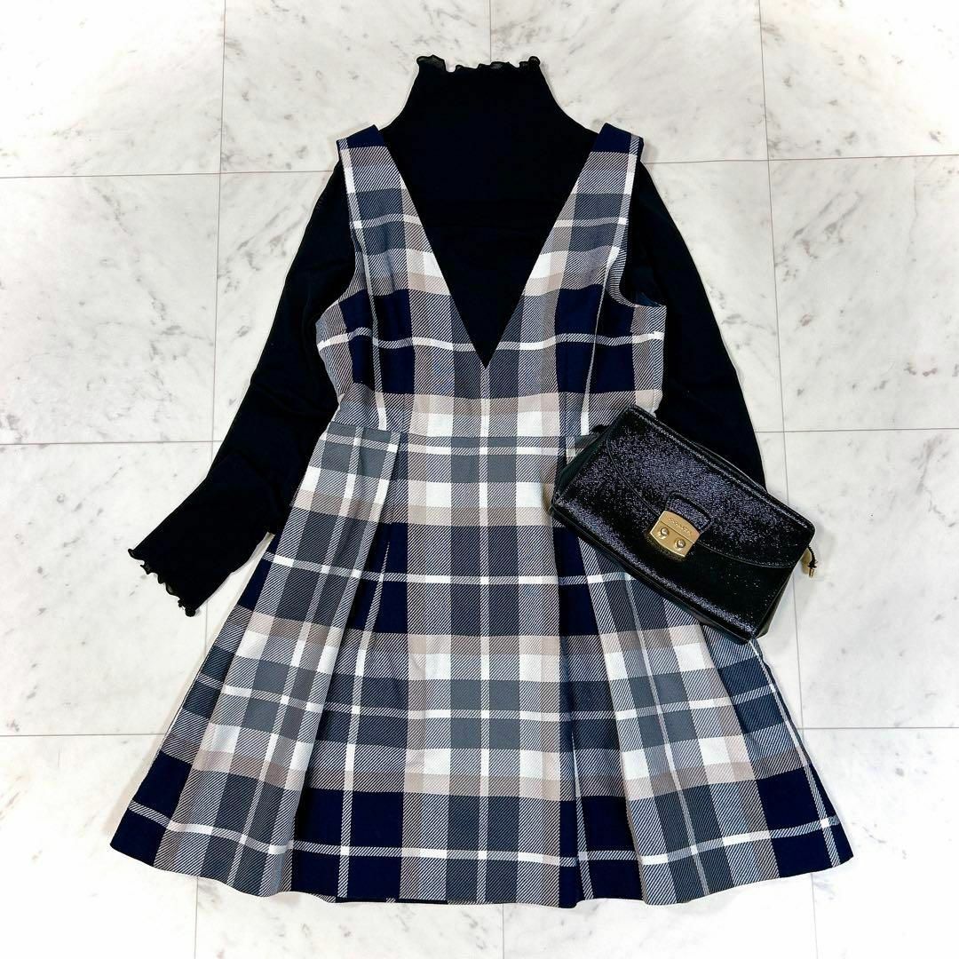 未使用に近い】BURBERRY ノバチェック プレート がま口 バイカラー 未使用に近い】BURBERRY ノバチェック プレート がま口 バイカラー