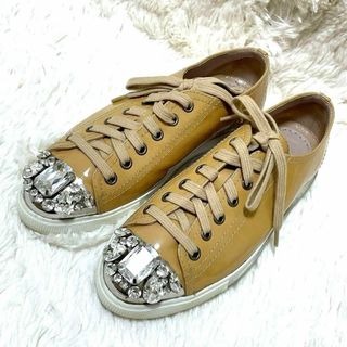 MIU MIU(スニーカー)のフリマアイテム一覧 MIU MIU(スニーカー)のフリマアイテム一覧