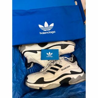 BALENCIAGA(スニーカー)のフリマアイテム一覧 BALENCIAGA(スニーカー)のフリマアイテム一覧