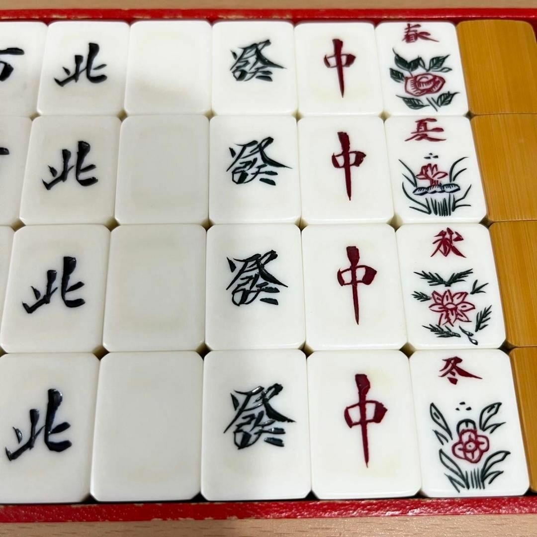 麻雀 麻雀牌 ガチ手彫り 一個一個違う 昭和レトロ 当時物 時代物 麻雀 麻雀牌 ガチ手彫り 一個一個違う 昭和レトロ 当時物 時代物