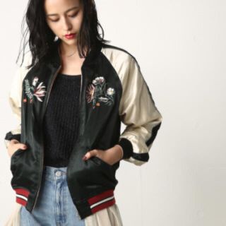 マウジー(moussy)の＊今期購入moussy SATIN ジャケット＊(ブルゾン)