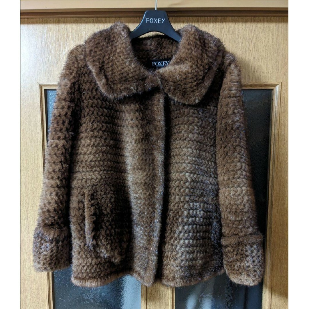 FOXEY - 超美品♡ FOXEY 襟付きミンク コート ジャケット 衿付き FOXEY - 超美品♡ FOXEY 襟付きミンク コート ジャケット 衿付き