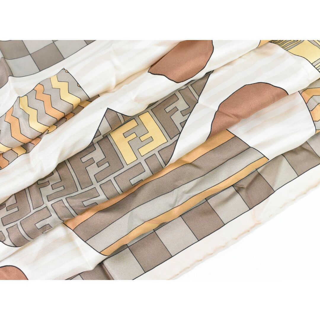 FENDI - 本物 フェンディ FENDI ズッカ スカーフ ショール FENDI - 本物 フェンディ FENDI ズッカ スカーフ ショール