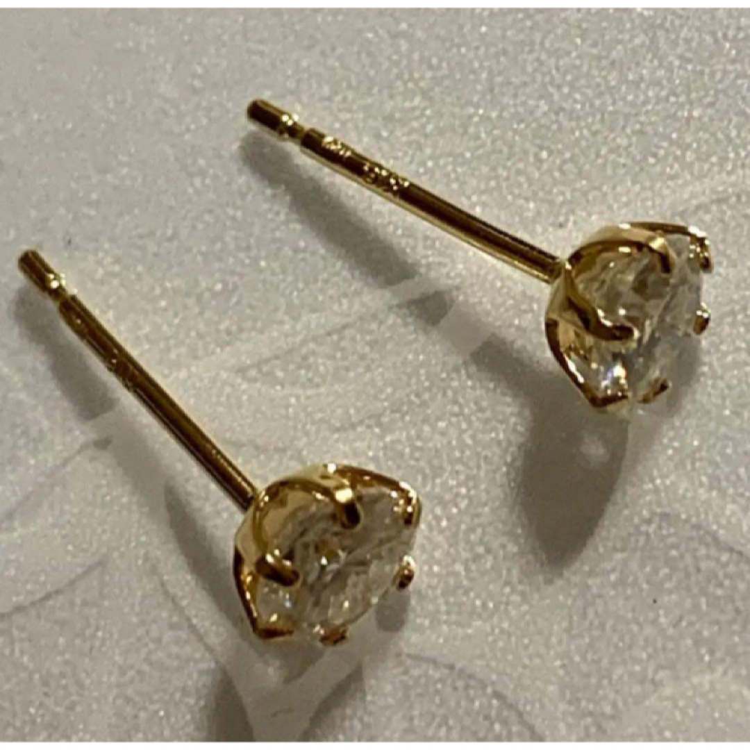 宝石店企画商品* K18モアサナイト0.5ct スタッドピアス ピアス 宝石店企画商品* K18モアサナイト0.5ct スタッドピアス ピアス