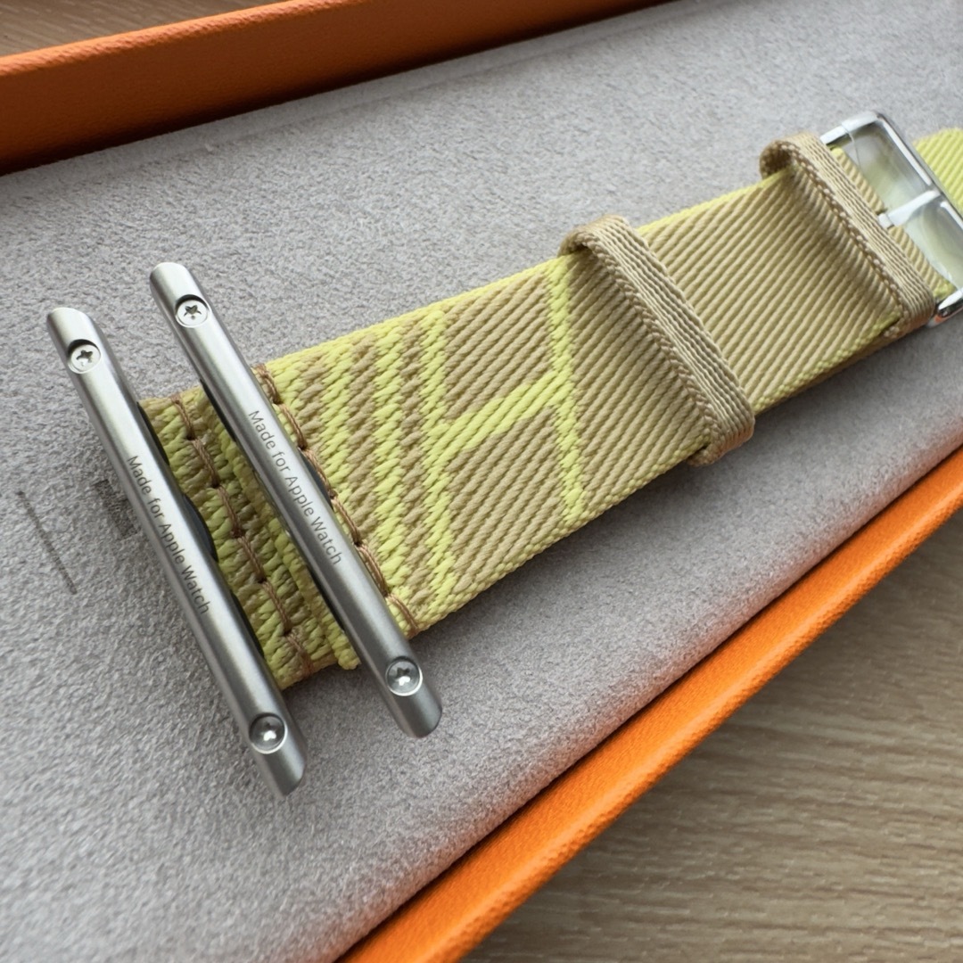 2065 Apple Watch エルメス ジャンピング イエロー ライム 2065 Apple Watch エルメス ジャンピング イエロー ライム