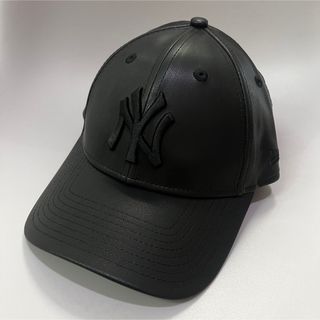 オールブラック × フェイクレザー ヤンキース ニューエラ キャップ 59FIFTY ニューヨーク・ヤンキース ブラック × ブラック