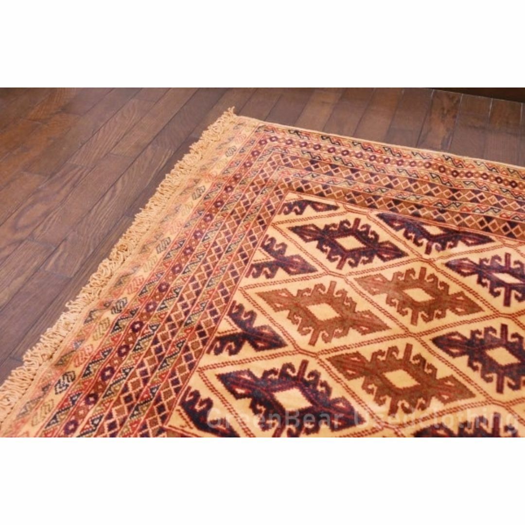 RAGU023 寛ぎスペースに◎トライバルラグ 139cm×86cm ウール絨毯 RAGU023 寛ぎスペースに◎トライバルラグ 139cm×86cm ウール絨毯