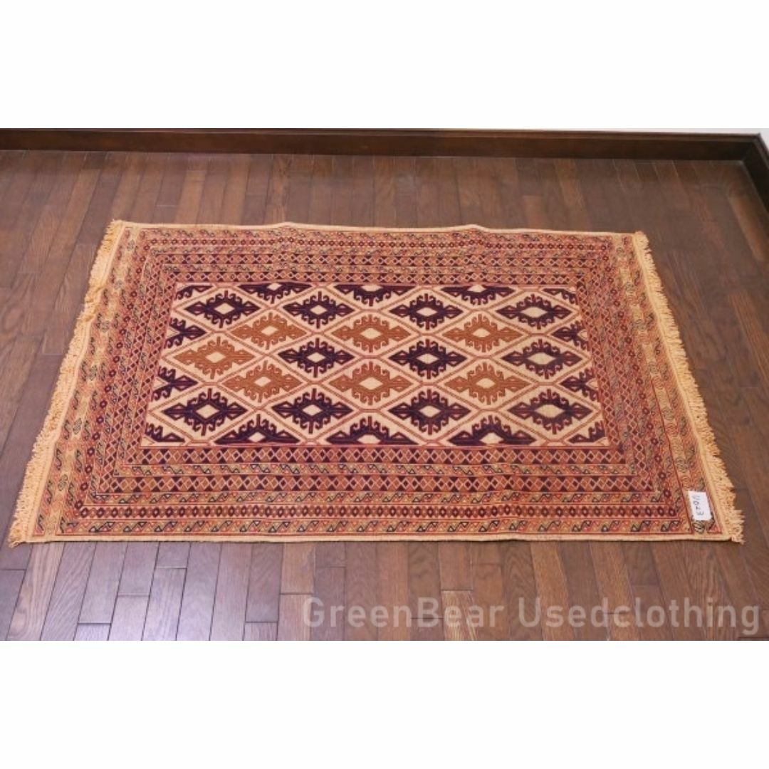 RAGU023 寛ぎスペースに◎トライバルラグ 139cm×86cm ウール絨毯 RAGU023 寛ぎスペースに◎トライバルラグ 139cm×86cm ウール絨毯