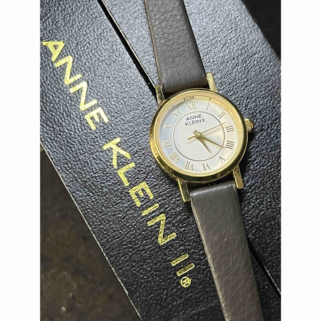 ANNE KLEIN - ☆ アンクラインII ホワイトフェイス シンプル ANNE KLEIN - ☆ アンクラインII ホワイトフェイス シンプル