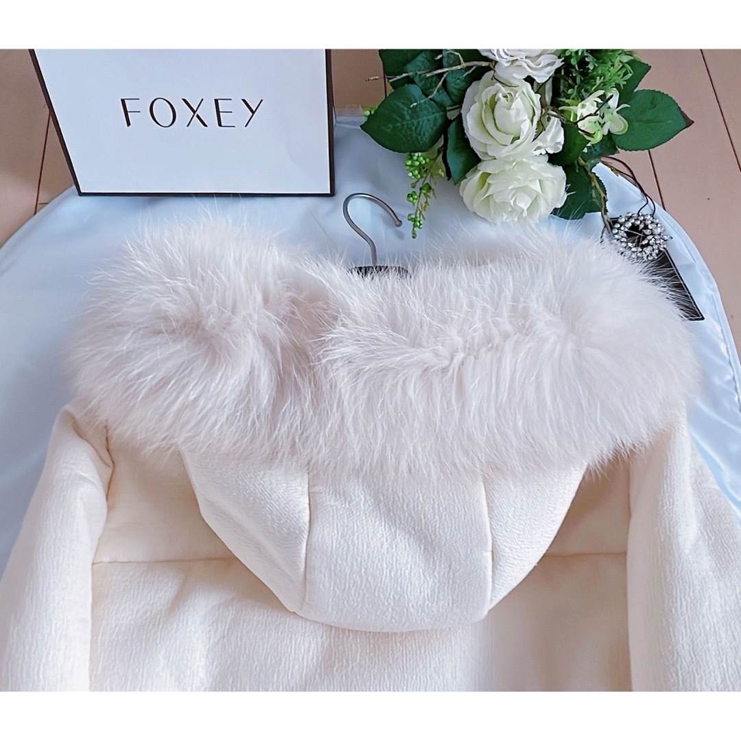FOXEY - FOXEY 43万ダウンコート38 新品同様 Reneの通販 by FOXEY - FOXEY 43万ダウンコート38 新品同様 Reneの通販 by