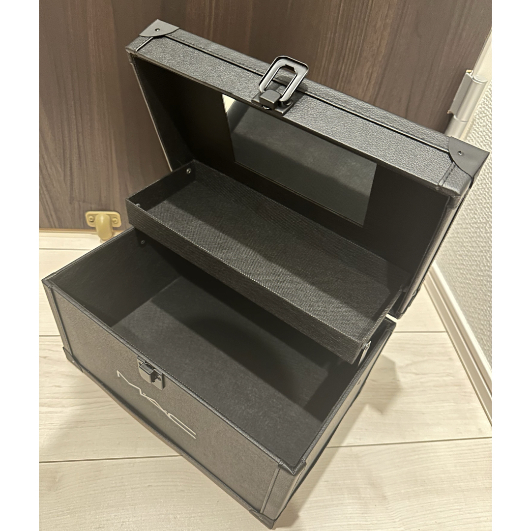 MAC - MAC メイクボックス 非売品の通販 by 58rakuma♡|マック MAC - MAC メイクボックス 非売品の通販 by 58rakuma♡|マック