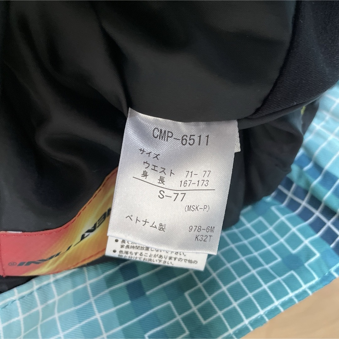 DESCENTE - デサントDESCENTEスキーウェア 選手用デモチーム DESCENTE - デサントDESCENTEスキーウェア 選手用デモチーム