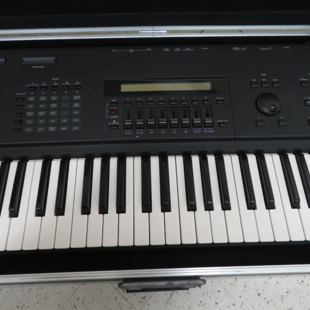 ヤマハ - YAMAHA (ヤマハ(音楽機器)) 鍵盤楽器 SY85 ヤマハ - YAMAHA (ヤマハ(音楽機器)) 鍵盤楽器 SY85