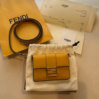 FENDI - 未使用品☆FENDI フェンディ 8M0402 バイカラー レザー FENDI - 未使用品☆FENDI フェンディ 8M0402 バイカラー レザー
