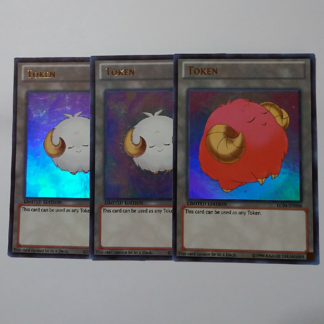 遊戯王(ユウギオウ)の羊トークン 英語版ウルトラ3枚 遊戯王 エンタメ/ホビーのトレーディングカード(シングルカード)の商品写真