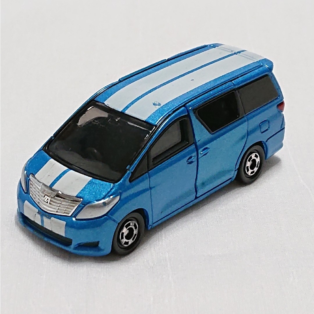 Takara Tomy - トミカ ワンボックスカー大集合セット TOYOTA Takara Tomy - トミカ ワンボックスカー大集合セット TOYOTA