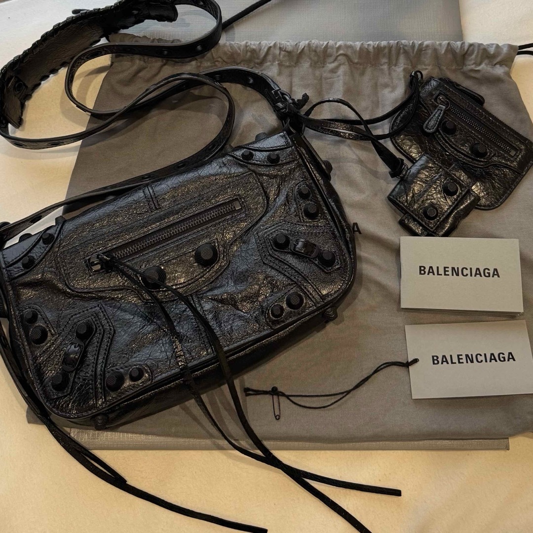 BALENCIAGA - BALENCIAGA LE CAGOLE XS フラップバッグの通販 by BALENCIAGA - BALENCIAGA LE CAGOLE XS フラップバッグの通販 by