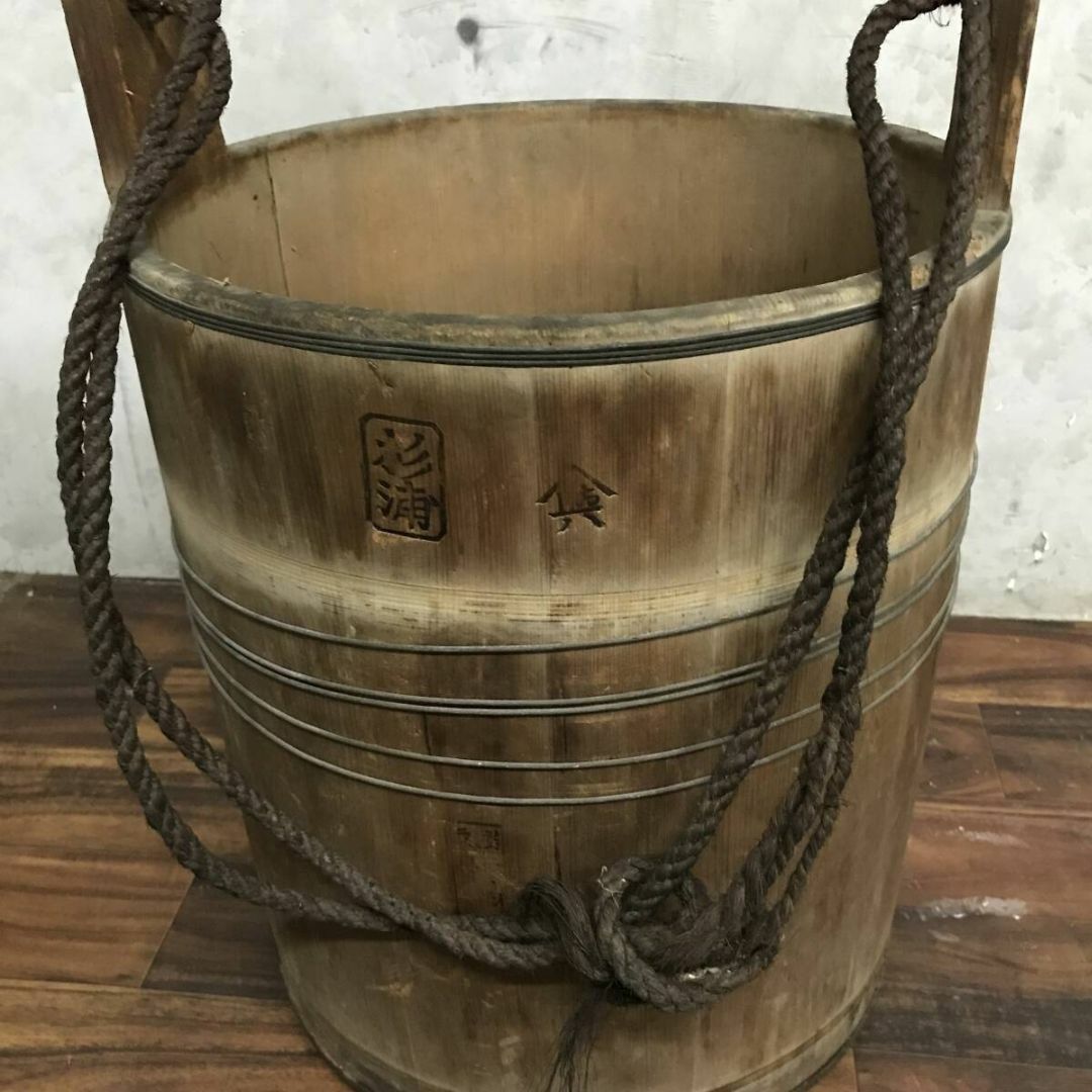旧家蔵出し】古民芸 木製品 紐付き 古い木の桶 おけ 樽 たるうぶ