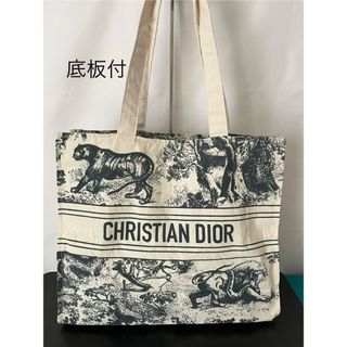 Christian Dior(コットン ・ トートバッグ)のフリマアイテム一覧 Christian Dior(コットン ・ トートバッグ)のフリマアイテム一覧