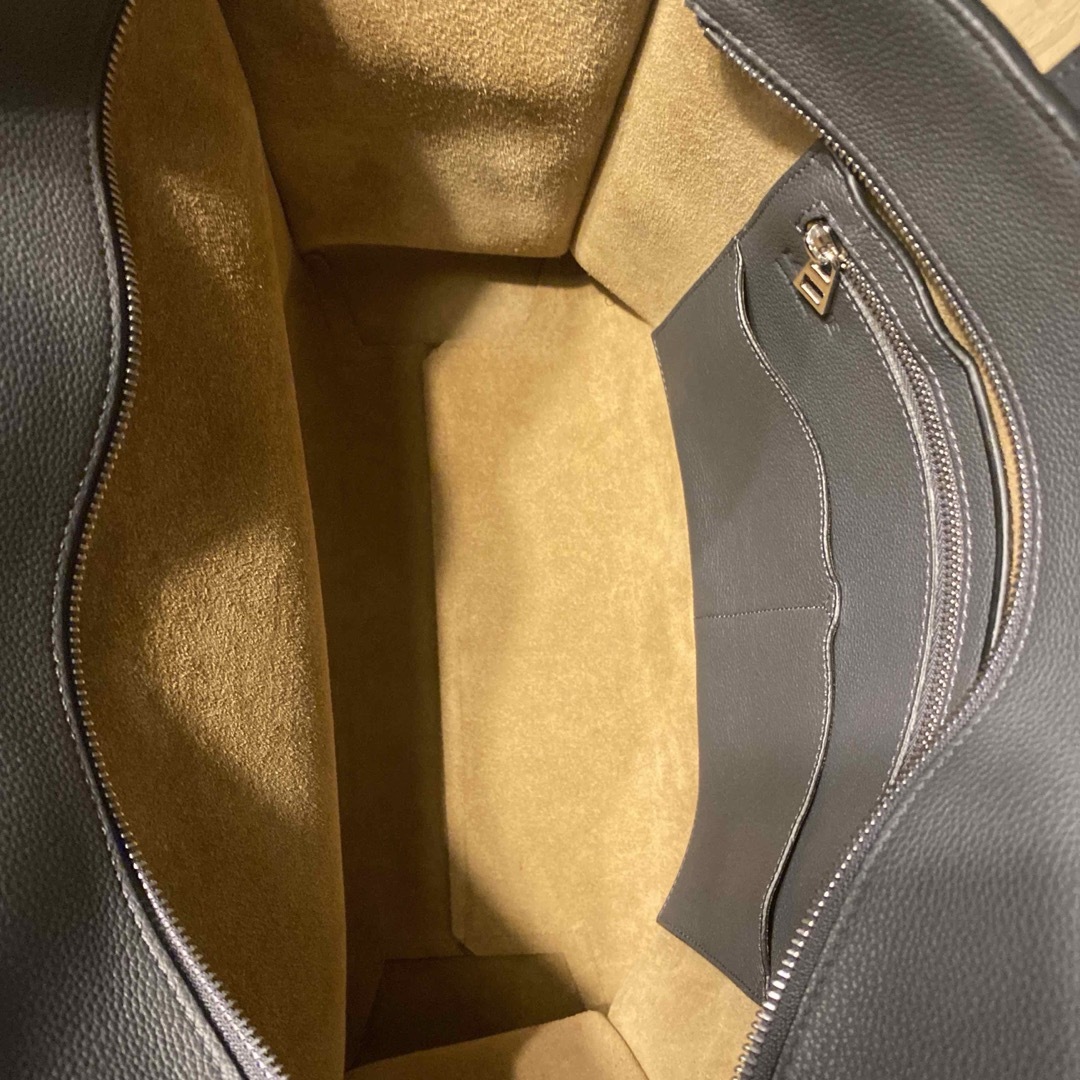 LOEWE - LOEWE ロエベ バックルジッパー トートバッグ LOEWE - LOEWE ロエベ バックルジッパー トートバッグ