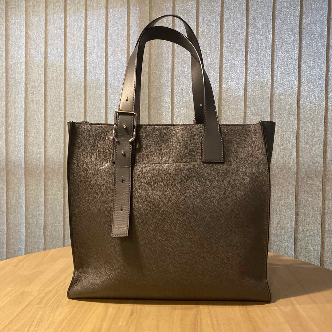 LOEWE - LOEWE ロエベ バックルジッパー トートバッグ LOEWE - LOEWE ロエベ バックルジッパー トートバッグ