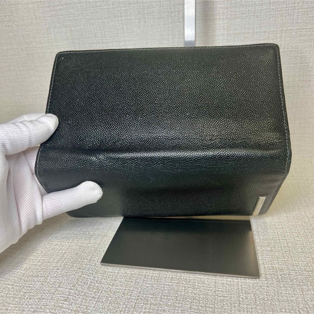 カルティエ サントス 長財布 キャビアスキン 二つ折り 黒 ロゴ カルティエ サントス 長財布 キャビアスキン 二つ折り 黒 ロゴ