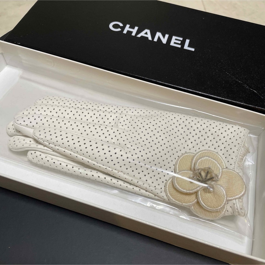 CHANEL - 新品未使用 タグ付き vintage CHANEL グローブ CHANEL - 新品未使用 タグ付き vintage CHANEL グローブ
