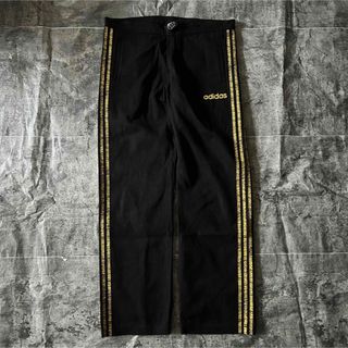 adidasのフリマアイテム一覧 adidasのフリマアイテム一覧