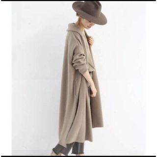 DEUXIEME CLASSE - 新品 Deuxieme Classe ライト ガウンの通販 DEUXIEME CLASSE - 新品 Deuxieme Classe ライト ガウンの通販